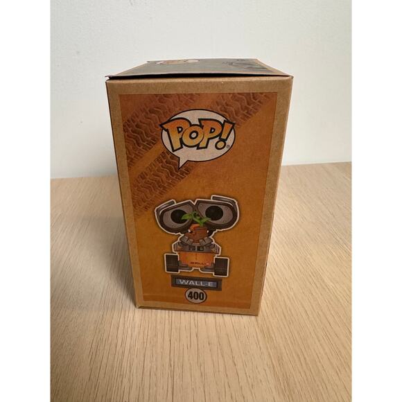 Funko Pop! Vinyl: Disney WALL-E Box Lunch (Exclusive) #400 - Picture 4 of 5